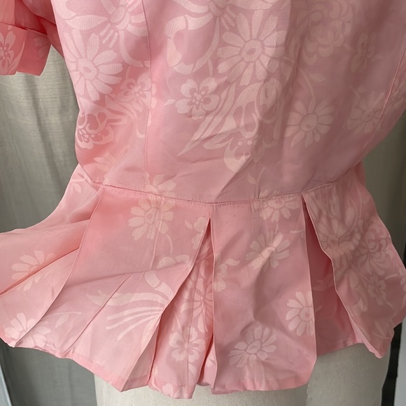 Vintage 1940s Pink Taffeta Flower & Bow Novelty Print Blouse -Peplum Puff Sleeve - Picture 7 of 16